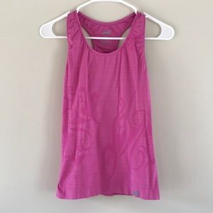 Women’s workout tank